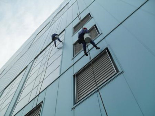 泰州更換維修玻璃幕墻廠家